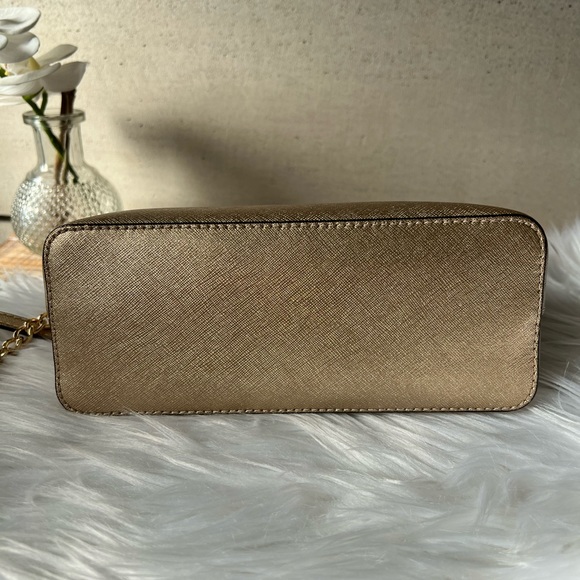 Michael Kors Crossbody Purse - Picture 4 of 8